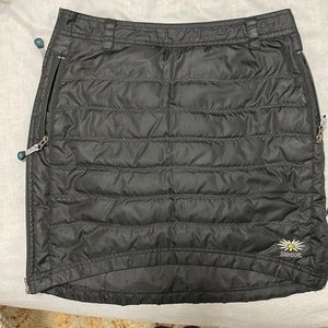 Skhoop down skirt size M